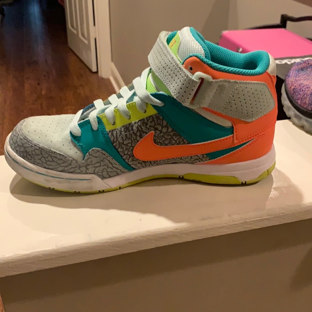 Nike shoes